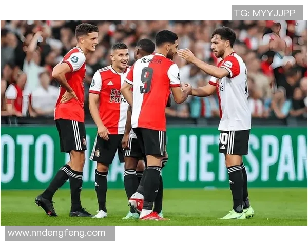 阿尔克与费耶诺德激战正酣谁能在这场对决中笑到最后